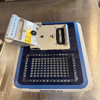Thermo NanoDrop Eight Spectrophotometer image 0